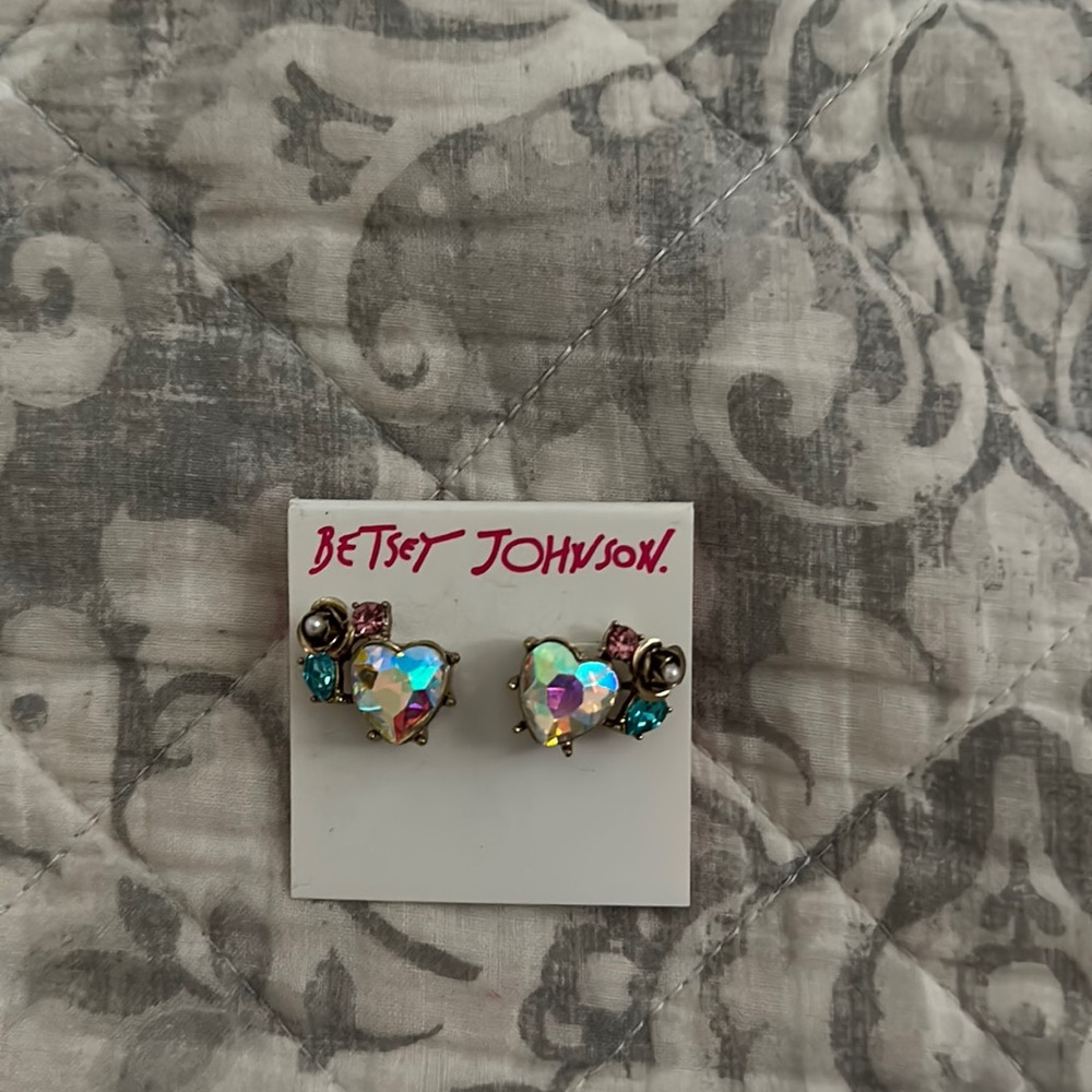 Betsey Johnson hearts and flower earrings!
